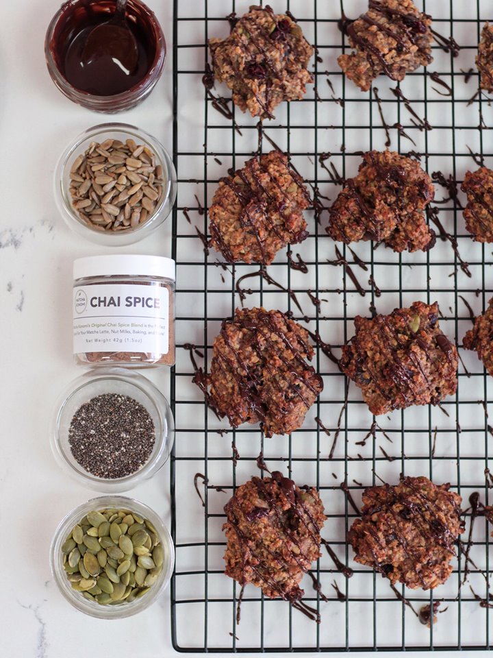 Chai cranberry snack cookie